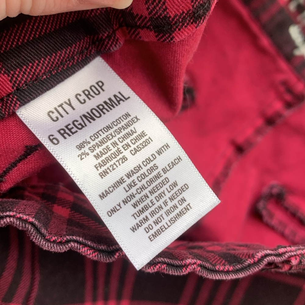 Aeropostale Cropped Plaid Pants β Size 6 - Picture 3 of 4